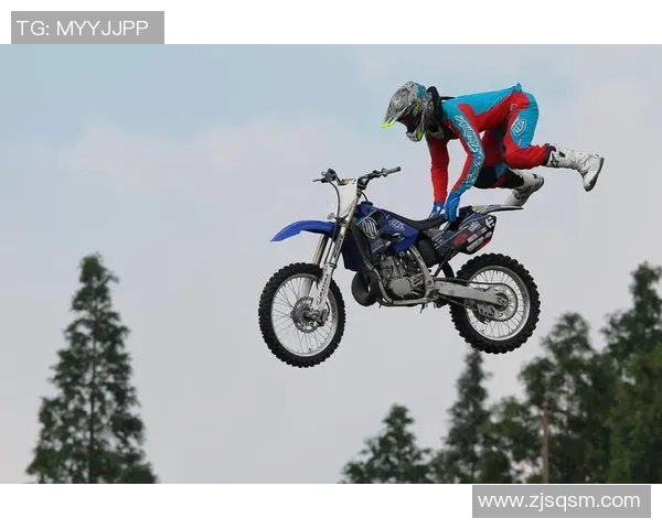 上海极限运动队进攻策略解析与热点趋势探讨